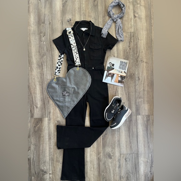 Bougie Rouge Handbags - Black/Gray Skewed Heart Boho Handcrafted Crossbody Bag